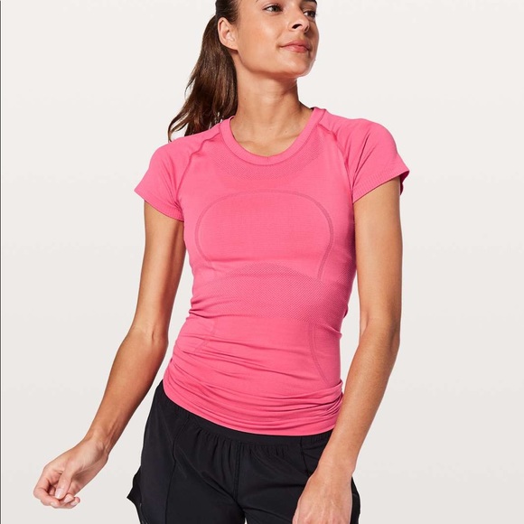 lululemon athletica Tops - Lululemon Swiftly Tech Short Sleeve